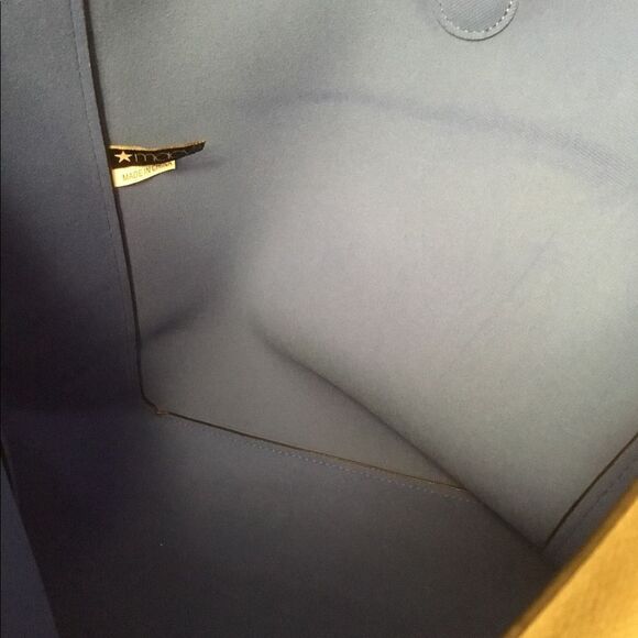 Macy’s Large Shopping Tote Black/Blue Faux Leather - Picture 2 of 3